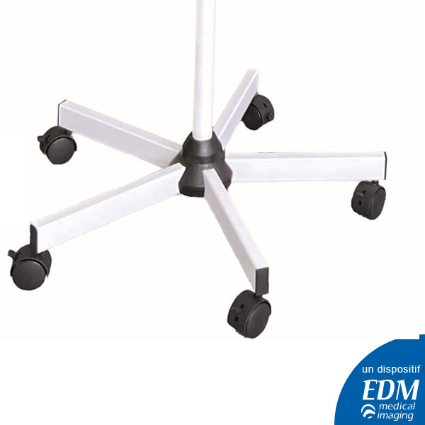 lampe d'exame roulettes